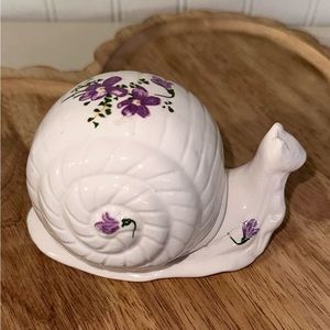 Vintage Snail Ceramic Trinket Box